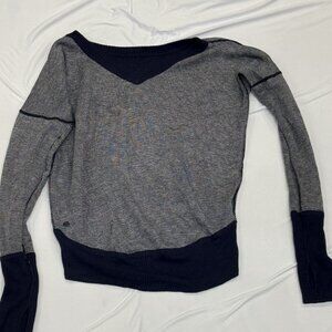 Lululemon Reversible Long Sleeve Sweater – Grey/Navy – Size 6